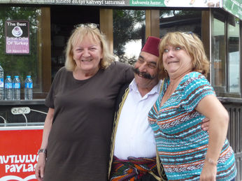 P1040628.JPG 3456x2592 index 384